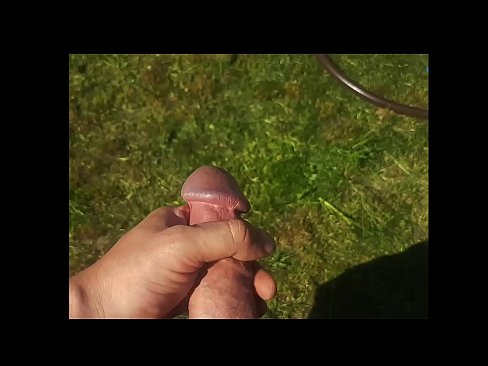 ❤️ Sıcak hottie gets ona pembe kedi becerdin ve cums ile bir fışkırtma içinde bir yaz bahçesinde Kaliteli seks tr.mailkassa.ru ❌❤